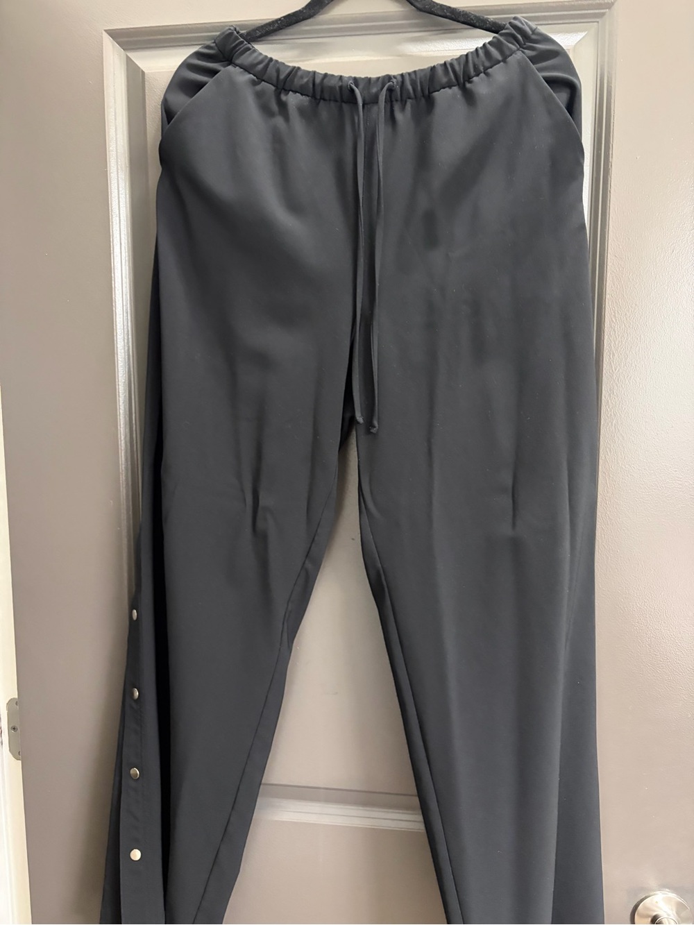 Athleta Black Snap-Trim Drawstring Pants